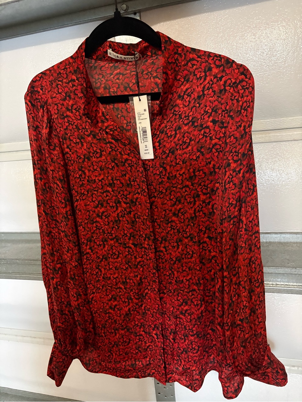NWT Alice + Olivia Red and Black Floral Button-Front Blouse